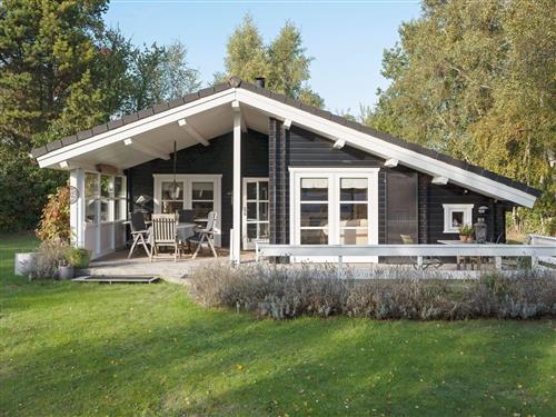 Holiday Home/Apartment - 6 persons -  - Skovlindvej - Marielyst - 4873 - Væggerløse