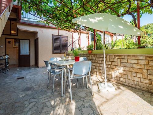 Holiday apartment - 5 persons -  - Nobileova ulica - 52100 - Pula