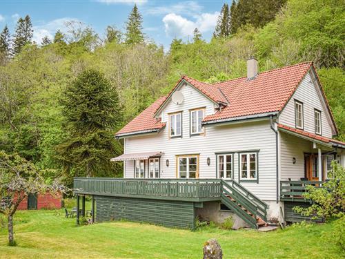 Feriehus / leilighet - 8 personer -  - Osterøyvegen - Lonevåg/Osterøy - 5282 - Lonevåg