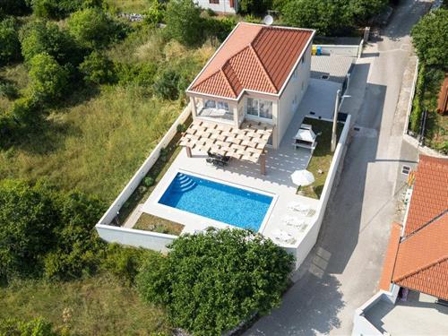 Sommerhus - 8 personer -  - Zunici - Trogir-Primorski Dolac - 21227 - Primorski Dolac