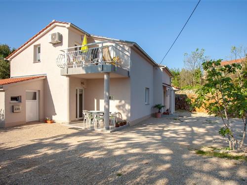 Holiday apartment - 4 persons -  - 51511 - Malinska