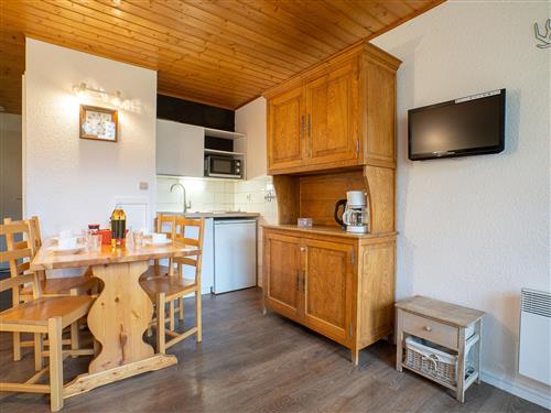 Holiday apartment - 4 persons -  - Les Menuires - 73440