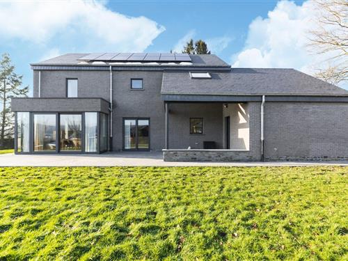 Sommerhus - 8 personer -  - 6692 - Petit-Thier