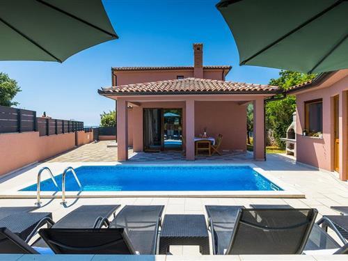 Holiday home - 6 persons -  - Peroj - Vodnjan - 52100 - Pula