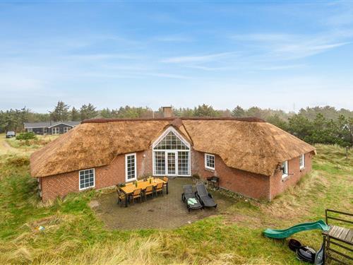 Sommerhus - 12 personer -  - Vestklitvej - Klegod - 6950 - Ringkøbing