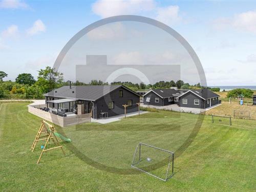 Sommerhus - 16 personer -  - Skovsøen - Fjellerup - 8585 - Glesborg