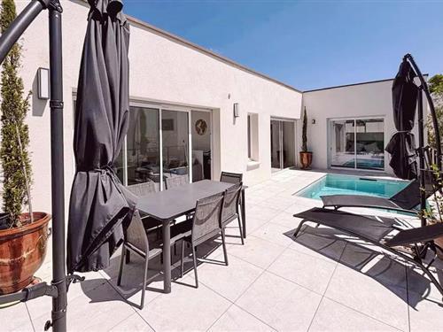 Sommerhus - 6 personer -  - Impasse des bergeronnettes - Nimes - 30900 - Nîmes