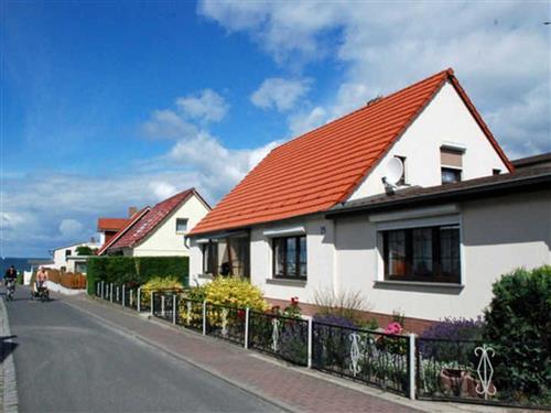 Holiday Home/Apartment - 2 persons -  - Dörpstrat - 18586 - Mönchgut Ot Thiessow  (Os