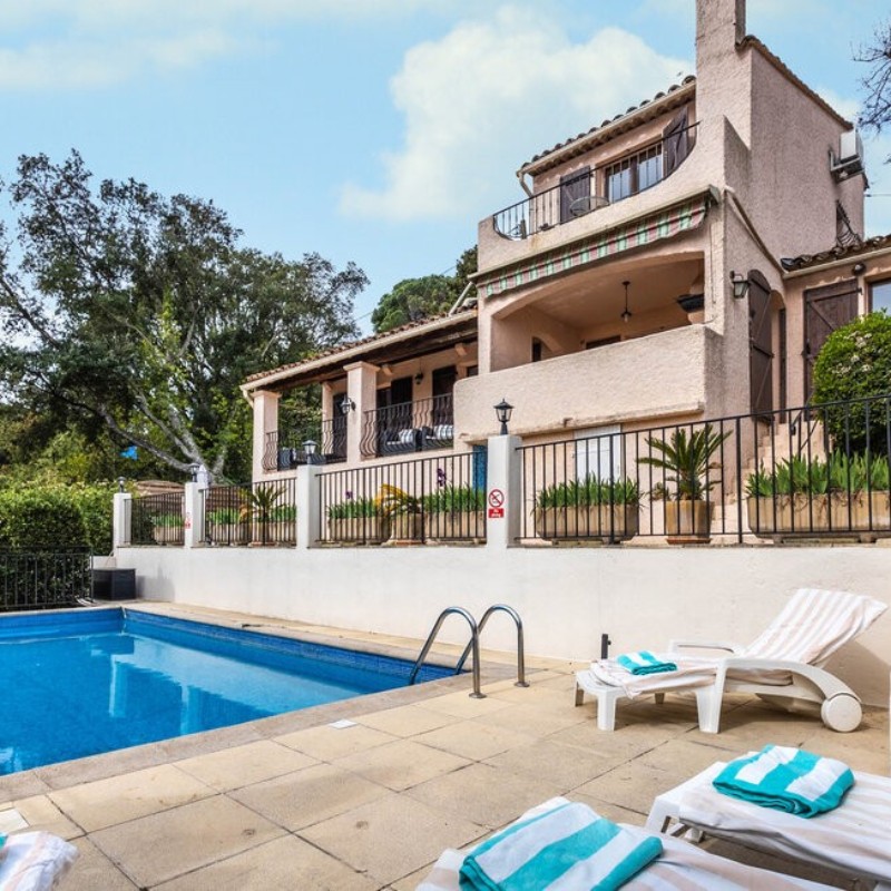 Sommerhus - 8 personer -  - Le Nest-Rue de l'Esterel - Le Nest-Rue De L'esterel - 83600 - Les Adrets