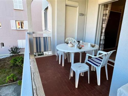 Holiday Home/Apartment - 4 persons -  - 83240 - Cavalaire Sur Mer