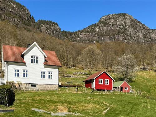 Sommerhus - 9 personer -  - Tyssebotnvegen - Erfjord/Suldal - 4233 - Erfjord