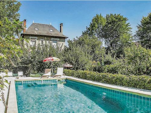 Holiday home - 12 persons -  - Rue Gaston Sarnel - 24120 - Terrasson-Lavilledieu