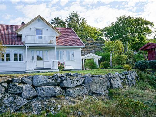 Holiday Home/Apartment - 8 persons -  - Bjørnevågsveien - 4550 - Farsund