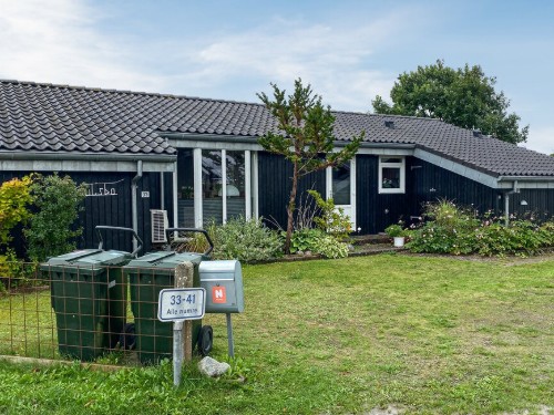 Fritidshus - 6 personer -  - As Strandby - As Strandby - 7130 - Juelsminde