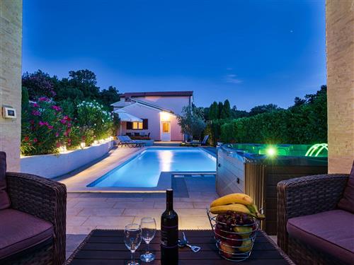 Sommerhus - 8 personer -  - Ripenda Kras - 52220 - Labin