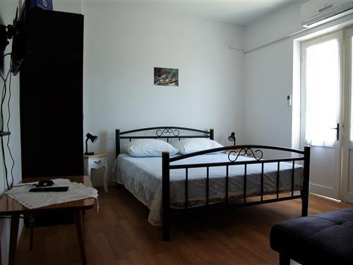 Feriehus / leilighet - 2 personer -  - Biograd na Moru - 23210 - Biograd Na Moru