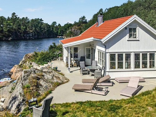 Holiday home - 9 persons -  - Finnsholmane - 3950 - Brevik