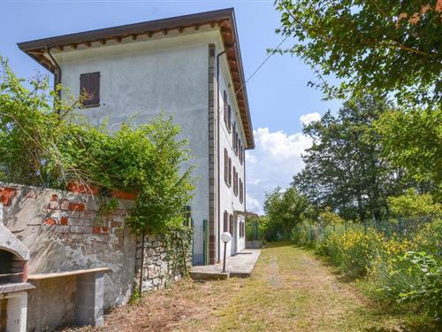 Sommerhus - 10 personer -  - Loc. Case Lesti - Berceto - 43042 - Bergotto
