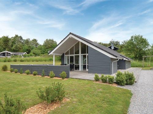 Emne nr.: 130-D16695