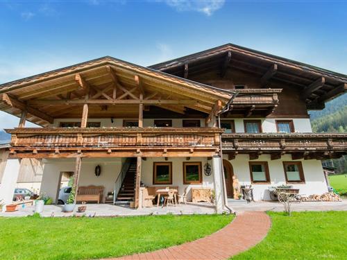 Holiday apartment - 6 persons -  - 5760 - Saalfelden Am Steinernen