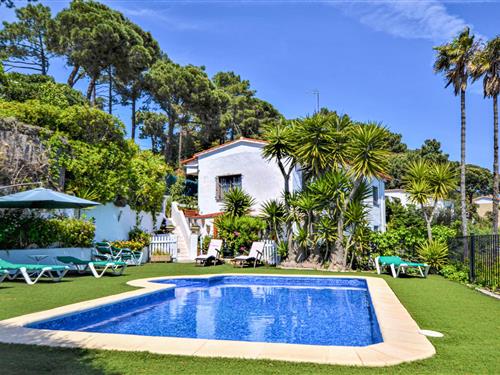 Holiday home - 10 persons -  - Avenida Arbres - Lloret De Mar - 17310 - Lloret Del Mar