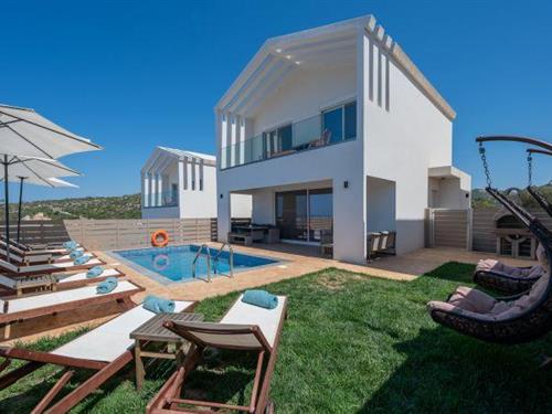 Sommerhus - 8 personer -  - 74150 - Gerani