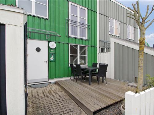 Holiday Home/Apartment - 5 persons -  - Øerkrogvejen 2, hus - Øer - 8400 - Ebeltoft