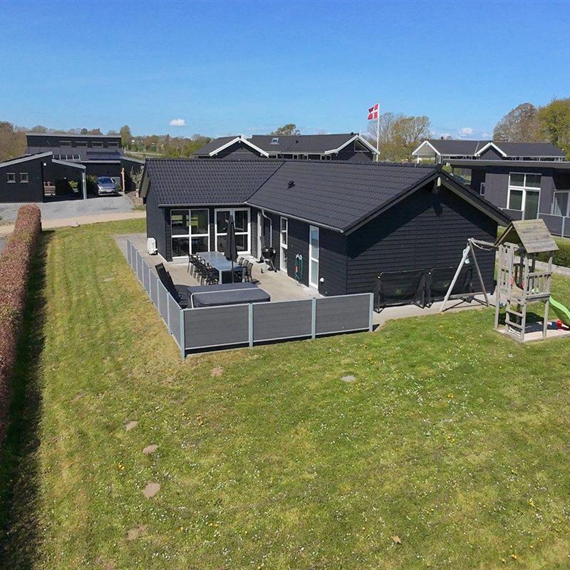 Sommerhus - 10 personer -  - Hoelgårdvej - Kelstrup - 6100 - Haderslev
