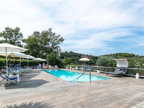 Fritidshus - 16 personer -  - Via SS - 80048 - Rutino