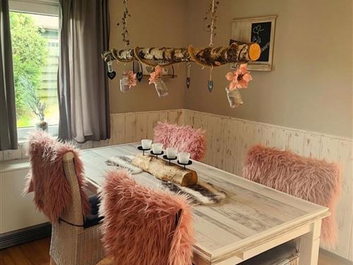 Holiday home - 4 persons -  - Zur Bergeshöhe - 59872 - Meschede