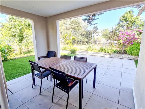 Holiday apartment - 6 persons -  - Six Fours - 83140