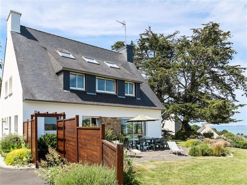 Holiday home - 12 persons -  - Plestin Les Greves - 22310