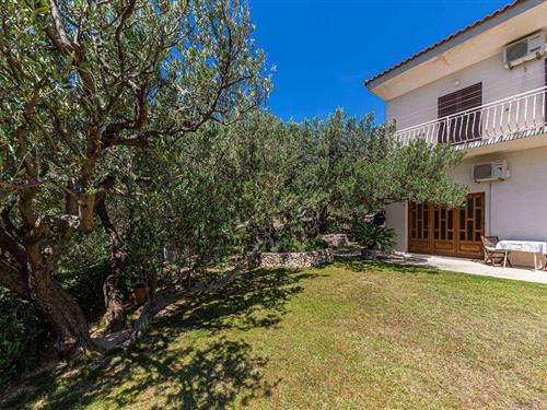 Holiday apartment - 3 persons -  - Silobadoviceva Ulica - 21300 - Makarska