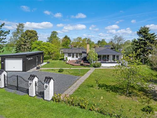 Sommerhus - 8 personer -  - Posmosevej - Saksild - 8300 - Odder