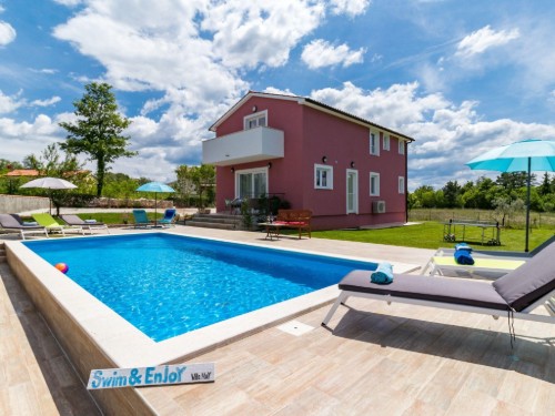 Sommerhus - 9 personer -  - 52444 - Jakovici