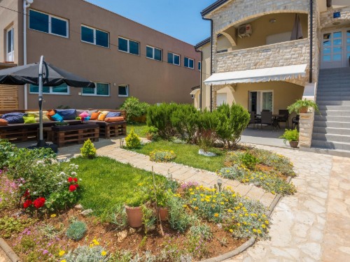 Holiday apartment - 4 persons -  - Ulica Bobovik XIII - 23234 - Vir