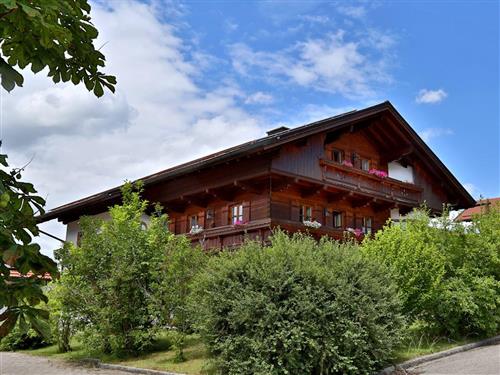 Ferienwohnung - 4 Personen -  - Chiemseestraße - 83376 - Truchtlaching