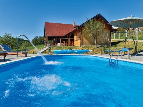 Sommerhus - 8 personer -  - Radokovo - Kraljevac Na Sutli-Radakovo - 49294 - Radakovo