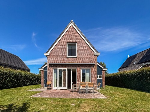 Holiday home - 8 persons -  - De Terp - 8748 EH - Witmarsum