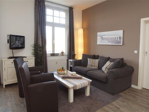 Holiday Home/Apartment - 4 persons -  - Unter den Kolonnaden - 18225 - Ostseebad Kühlungsborn