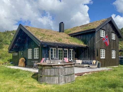 Holiday home - 8 persons -  - Kvernevassvegen - Ljosland - 4540 - Åseral