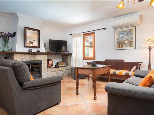 Villa - 6 persons -  - 07510 - Sineu, Illes Balears