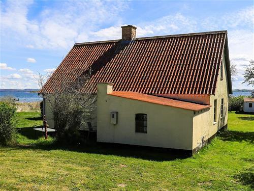 Holiday Home/Apartment - 6 persons -  - Strandbakken - Helnæs - 5631 - Ebberup