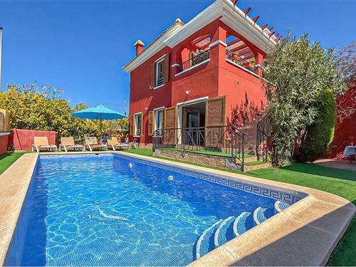Holiday home - 9 persons -  - Calle Cadiz - 03509 - Finestrat