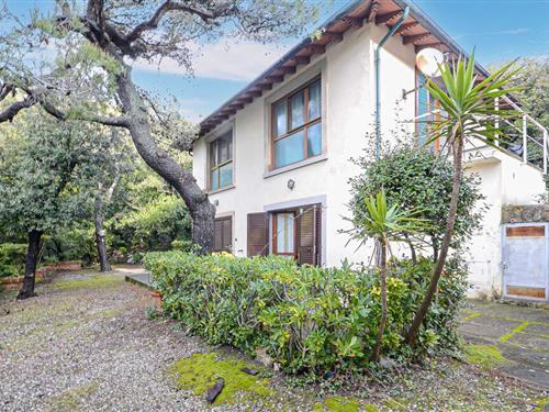 Ferienhaus - 4 Personen -  - Via del Littorale - 57128 - Quercianella