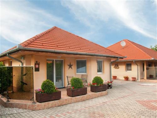 Sommerhus - 6 personer -  - Balatonbereny - 8649