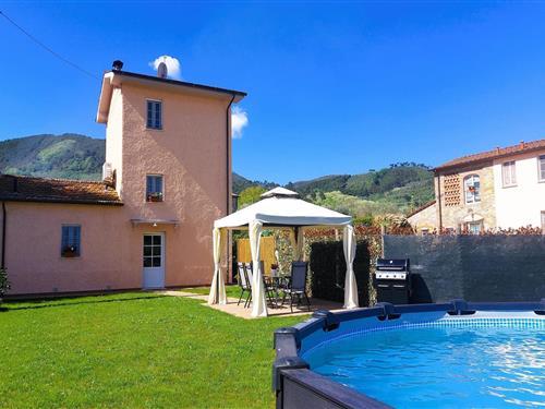 Holiday Home/Apartment - 5 persons -  - 55012 - Capannori