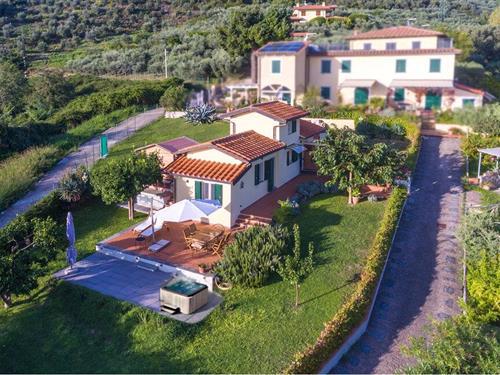 Sommerhus - 6 personer -  - Via Lavatoio di Canova - 55041 - Camaiore