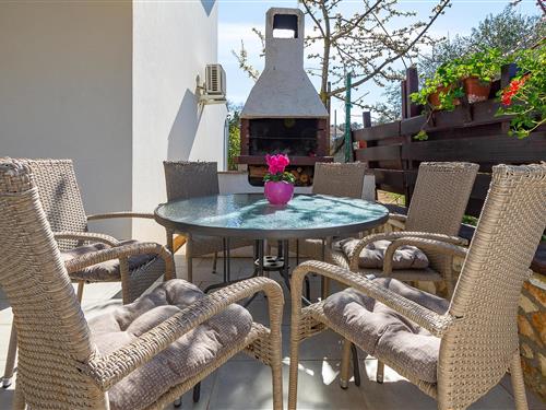 Holiday home - 6 persons -  - Smiljevac - 52204 - Liznjan