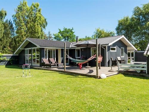 Sommerhus - 6 personer -  - Morbærvænget - Ajstrup Strand - 8340 - Malling
